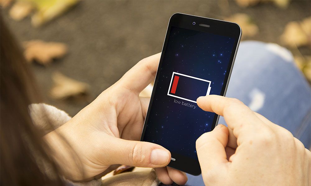 5 Tips and Tricks for Making Your Smart Phone Battery Last Longer